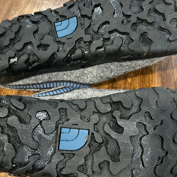 EUC north face clogs - Picture 3 of 8